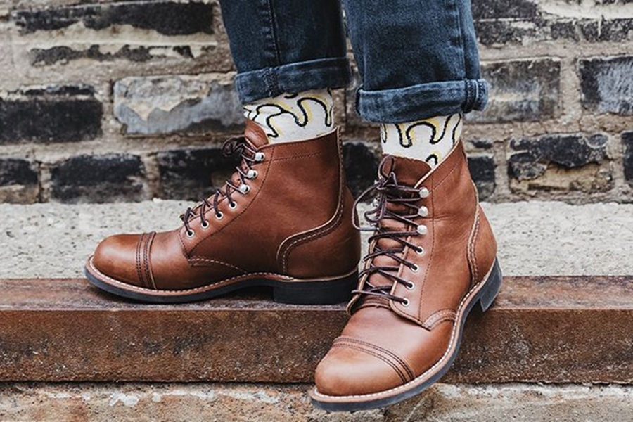 استایل های ترند زمستان با بوت مردانه
